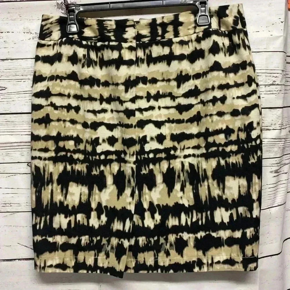 Ann Taylor multicolored skirt women’s size 12 - Picture 4 of 10